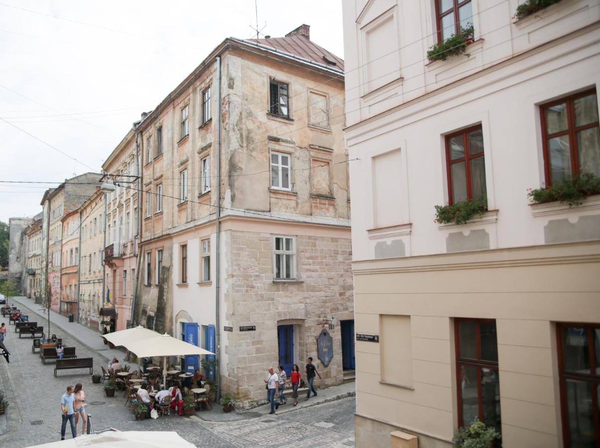 Lviv4U Apartment Exterior photo